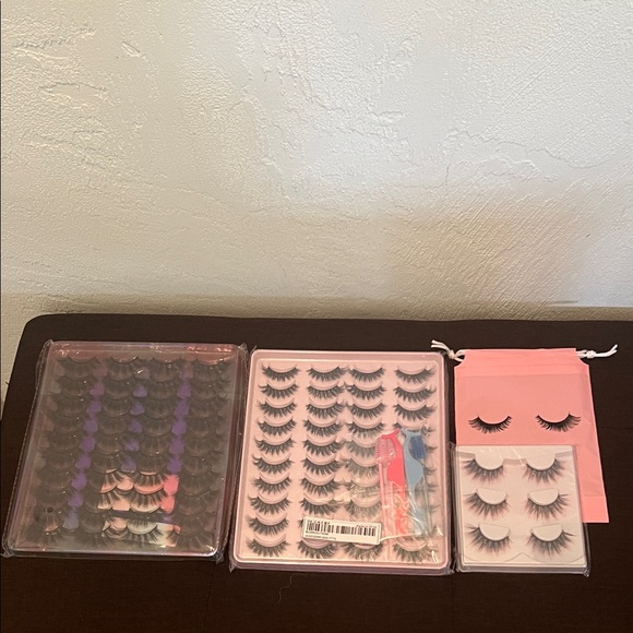 Glamour Fake Eyeslashes Accessories - # 0858**2 of Assorted False Eyelash Set with Pink Pouches & free 3 pairs